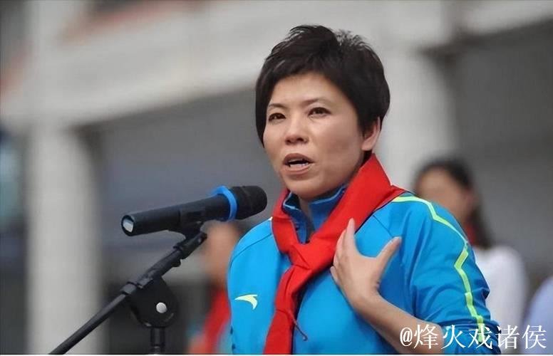 虽败犹荣!邓亚萍猛夸蒯曼:她的反手真的好,在她身上看到了希望 虽败犹荣!邓亚萍猛夸蒯曼:她的反手真的好,在她身上看到了希望