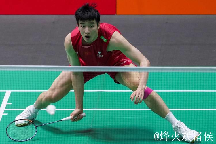 中国羽毛球大师赛:李诗沣击败梁峻豪顺利晋级 中国羽毛球大师赛:李诗沣击败梁峻豪顺利晋级